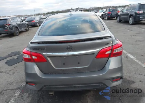 2018 Nissan Sentra Sr z USA, uszkodzony, nr VIN 3N1AB7AP3JY336948